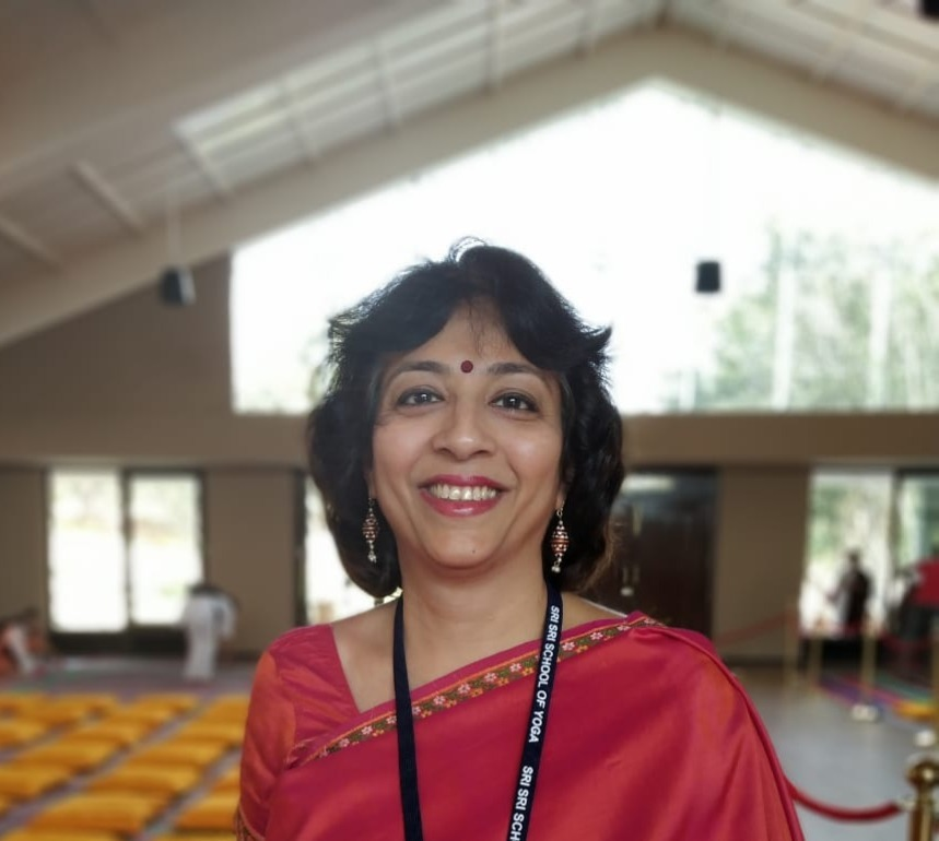 Seema Goves - Yoga Expert
